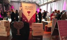 Wein-Probier Messe Vicampo in der Palazzo Halle